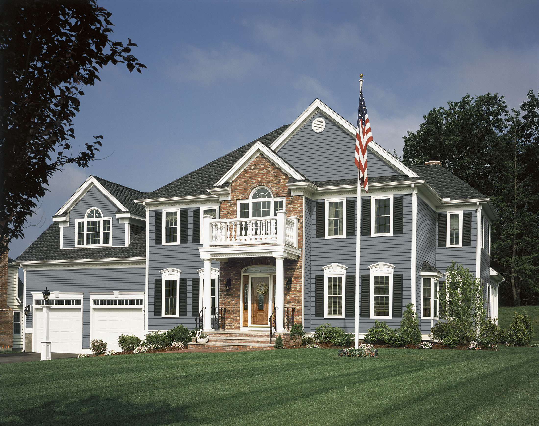 WITH MAINTENANCE FREE VINYL SIDING!!! WE CAN SUPPLY YOU WITH ADDRESSES IN